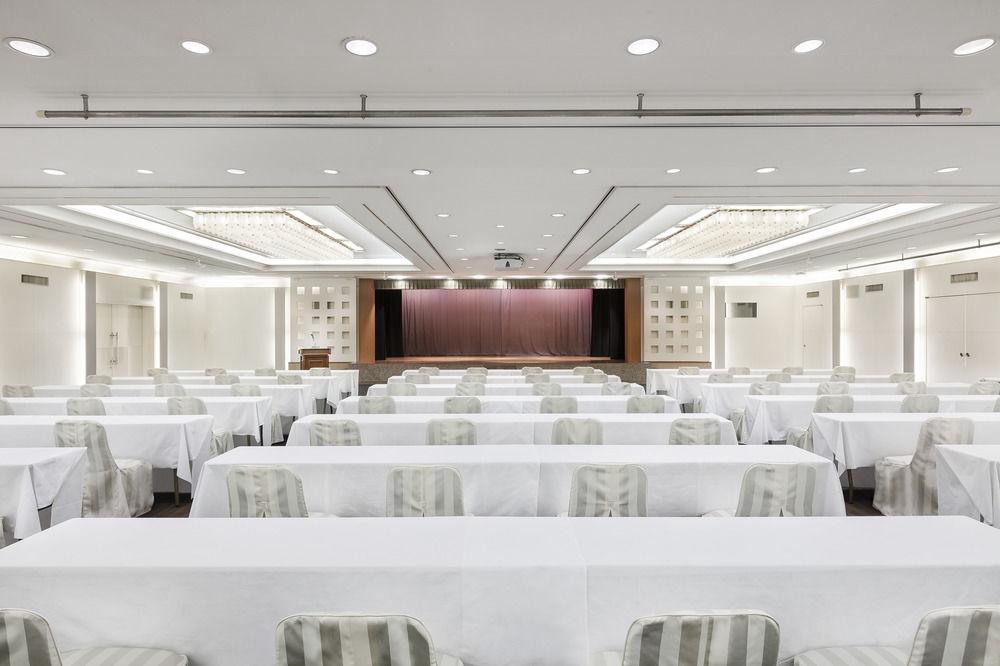 Doubletree By Hilton Naha Shuri Castle Екстериор снимка