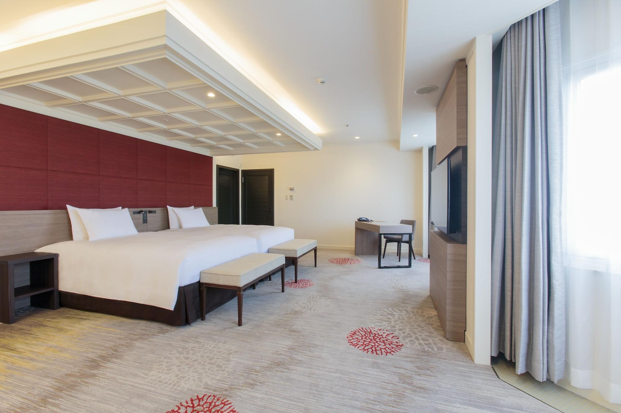 Doubletree By Hilton Naha Shuri Castle Екстериор снимка