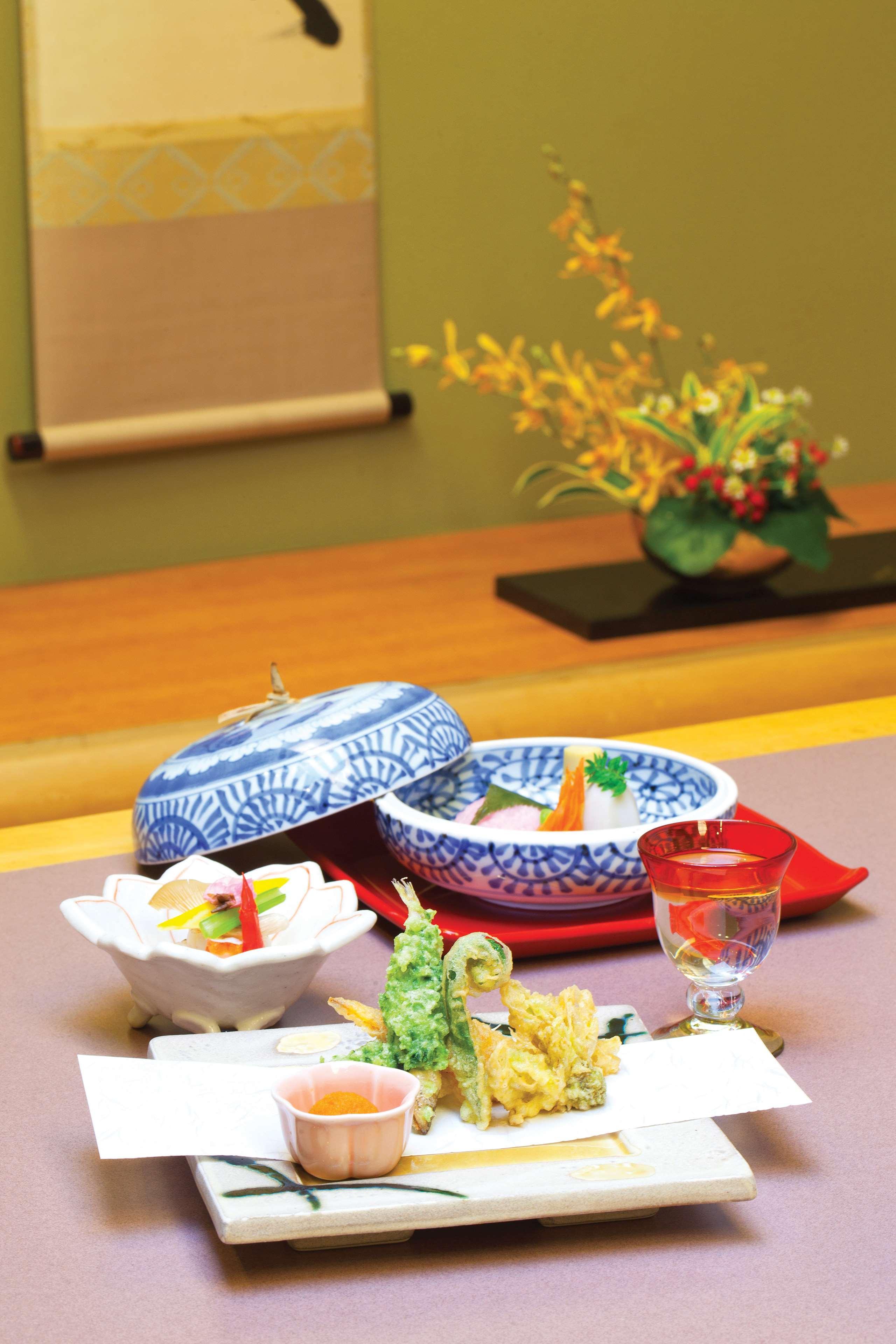Doubletree By Hilton Naha Shuri Castle Екстериор снимка