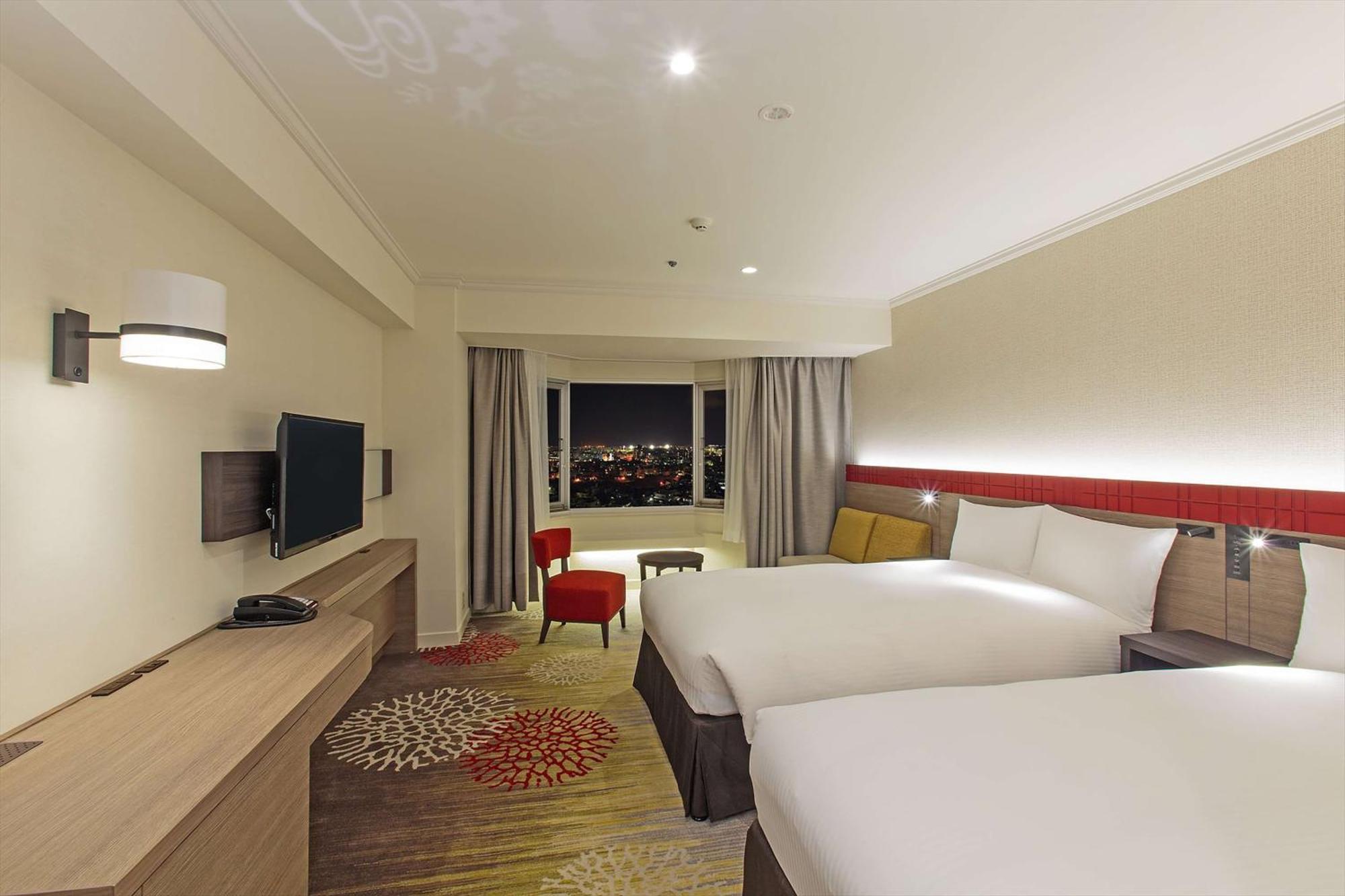 Doubletree By Hilton Naha Shuri Castle Екстериор снимка