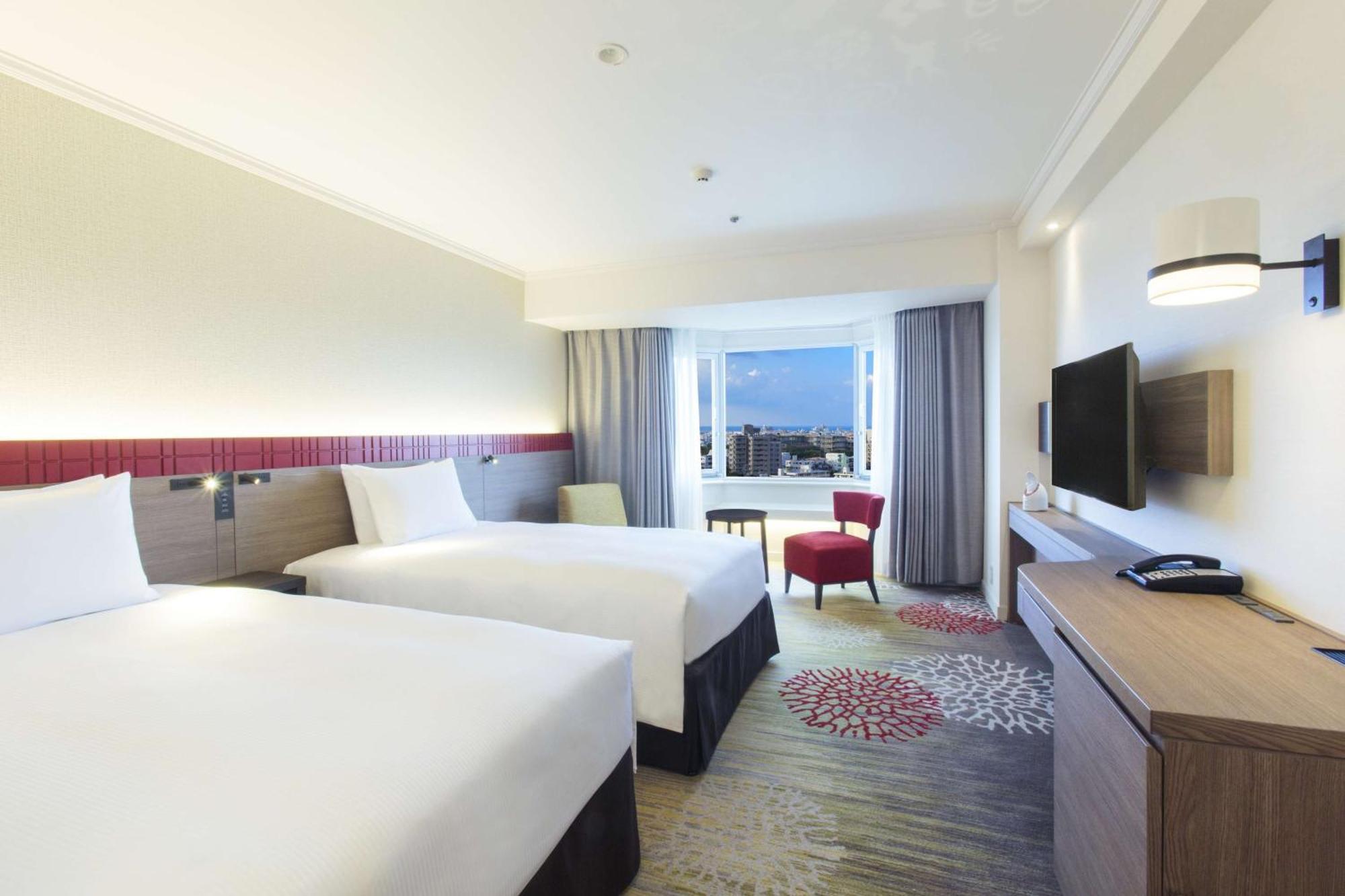 Doubletree By Hilton Naha Shuri Castle Екстериор снимка