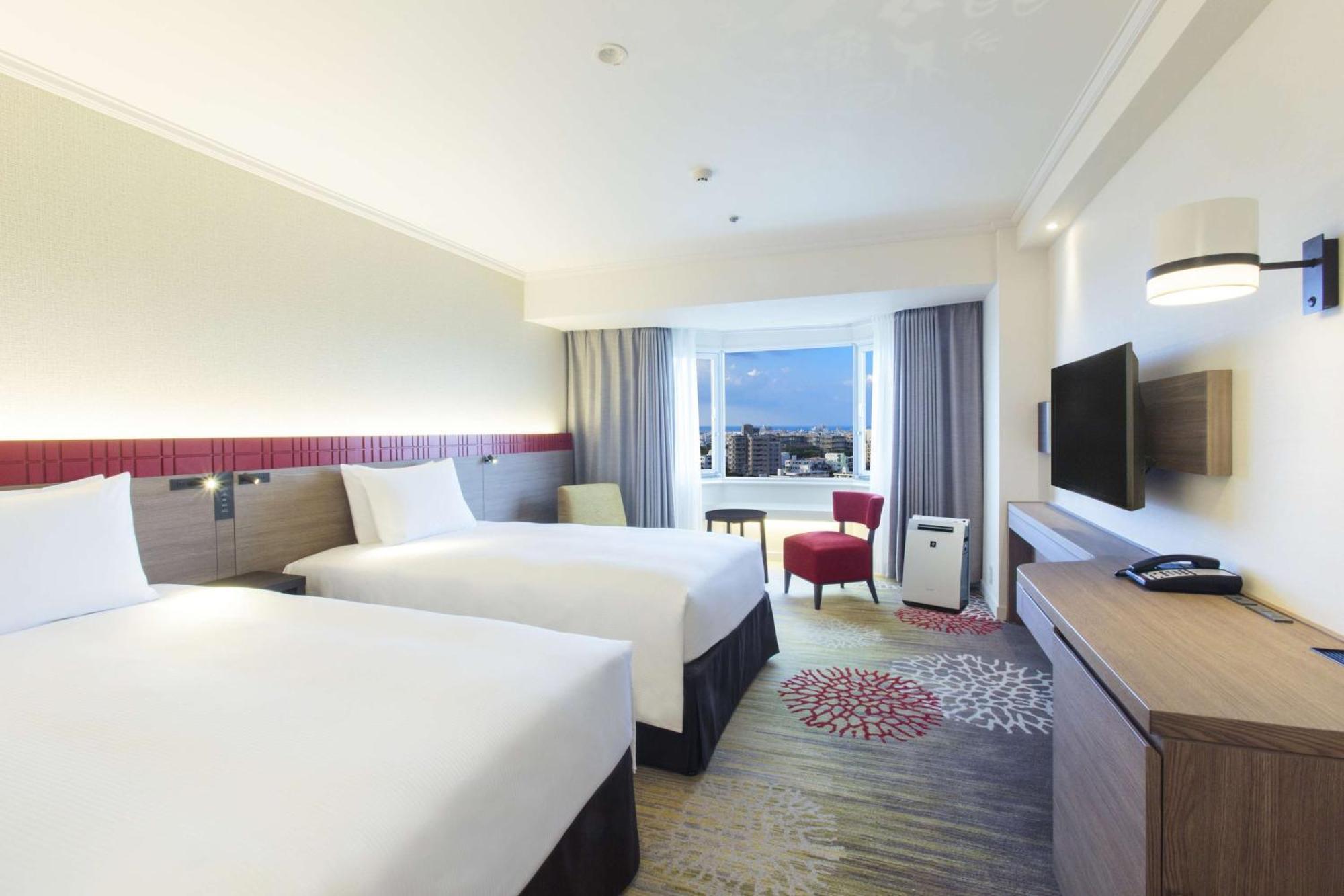 Doubletree By Hilton Naha Shuri Castle Екстериор снимка