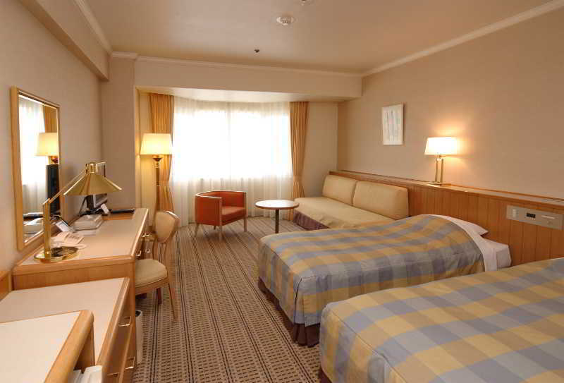 Doubletree By Hilton Naha Shuri Castle Екстериор снимка