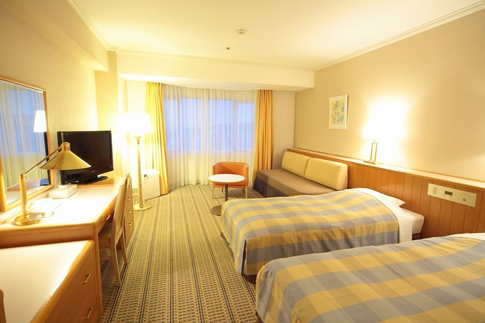 Doubletree By Hilton Naha Shuri Castle Екстериор снимка