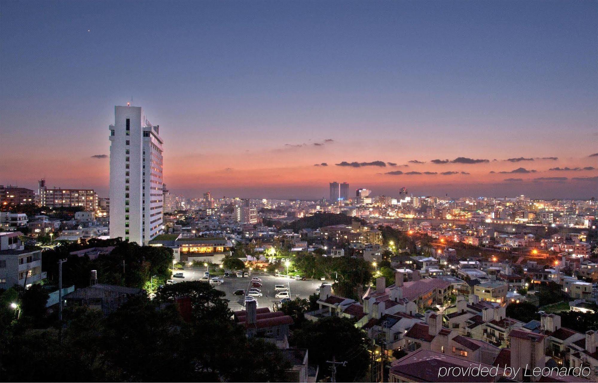 Doubletree By Hilton Naha Shuri Castle Екстериор снимка